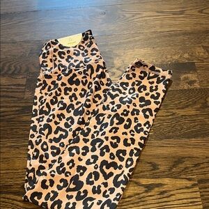 Aerie offline leopard print leggings NWT Size small